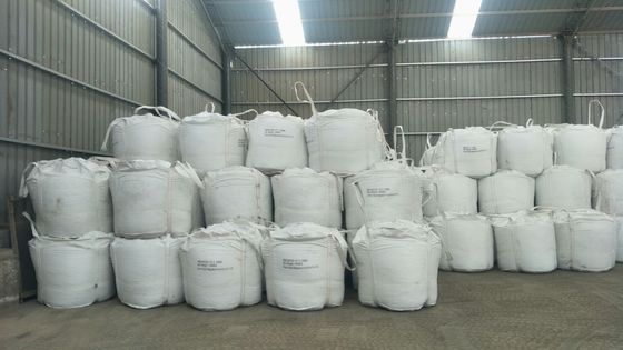 Bauxita calcinada de alta pureza 70% 90% Baja porosidad para materiales refractarios